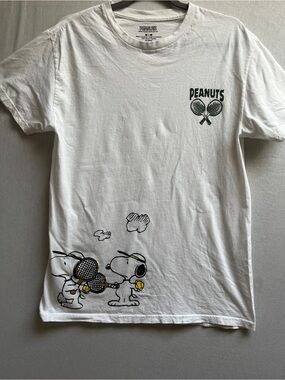 Peanuts White Snoopy Tennis Graphic Tee Sz M
